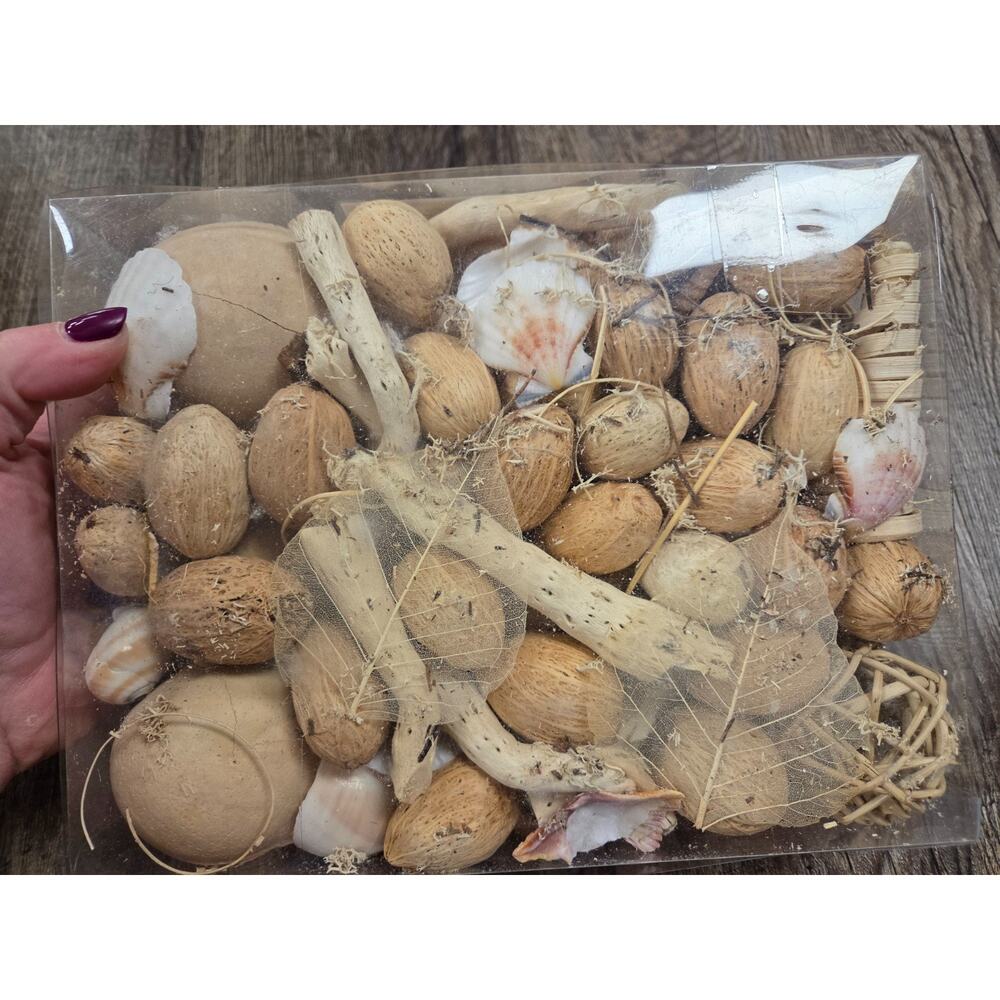 Yankee Candle Sun + Sand Shell Potpourri 2.25 Qt Scented Home Bowl Beach Decor - Picture 3 of 3
